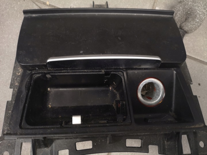 фото №7, Попільничка audi a4 b8 8k0857965