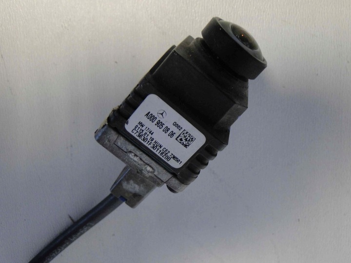 фото №7, Mercedes v клас w448 448 камера 360 w решітка радіатора