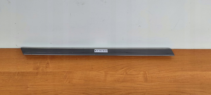 фото №1, Mercedes c-klasa w202 планка дверь правый зад хром