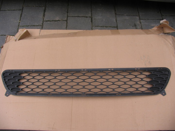 фото №1, Kia ceed 06-12r решётка бампера 86522-1h200