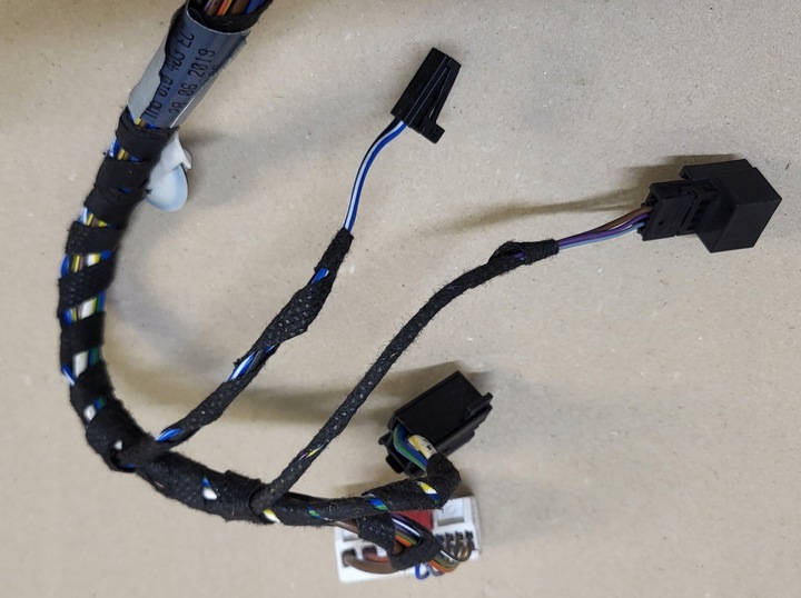 фото №9, Джгут установка з двері лівий зад кабелі штекери audi a4 b9 8w рестайлінг оригінальний номер eu