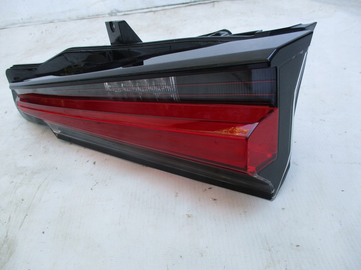 фото №15, Лампа правий зад заднє lexus nx 300 рестайлінг led 19r-