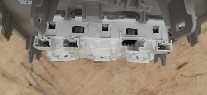 фото №7, Лампа потолок освещение кабины интерьера peugeot expert iii 98151313bj