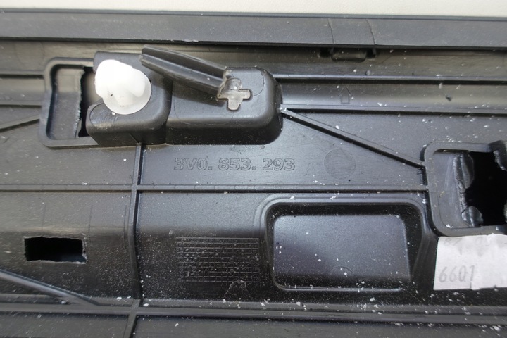 фото №11, Планка двері лівий перед skoda superb iii 3v0