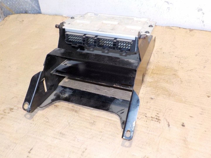 фото №9, Блок управления / компьютер двигателя a 0004461636 / 004 mercedes atego