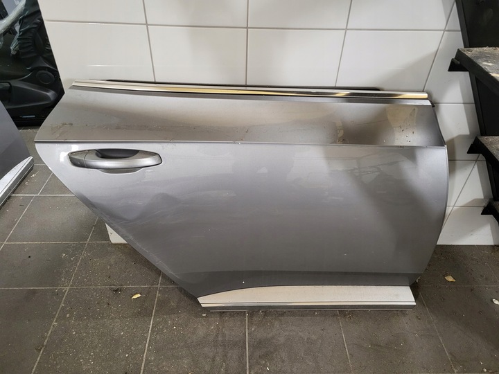 фото №1, Volkswagen arteon lb7s двері праві правий зад пошкоджені комплектні