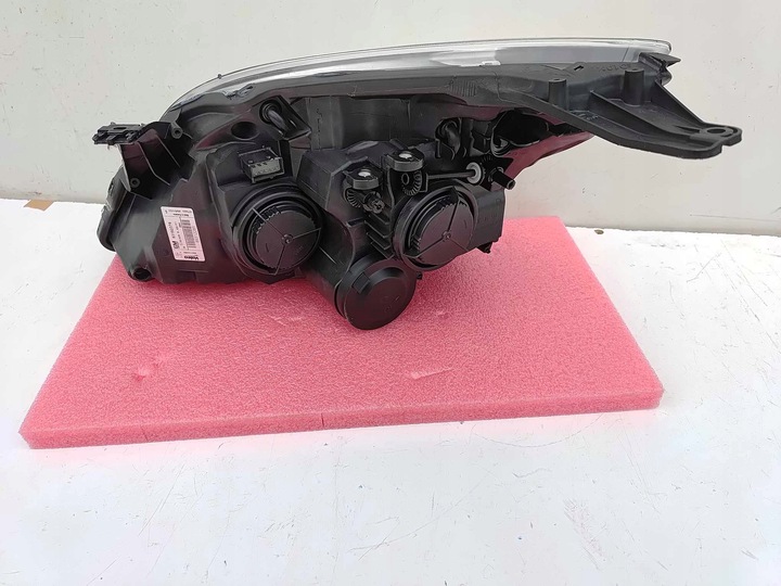 фото №8, Opel vectra c рестайлинг signum лампа правая перед передняя новая оригинальный номер 3306