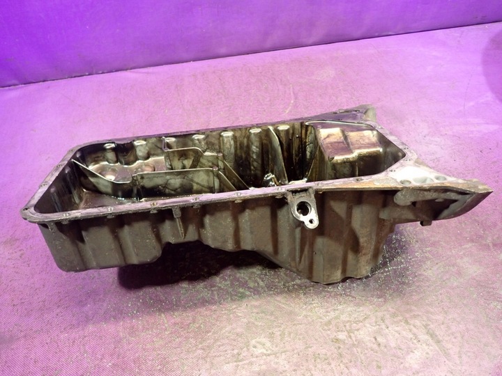 фото №5, Mercedes c-klasa w203 00-04 2.2 cdi поддон масляная датчик a6110140602