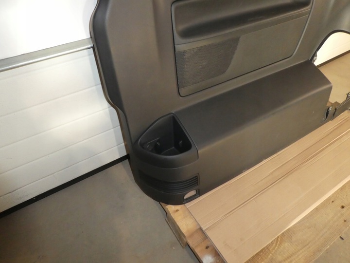 фото №7, Vw t6 california оббивка боковина зад правий 7e5686716
