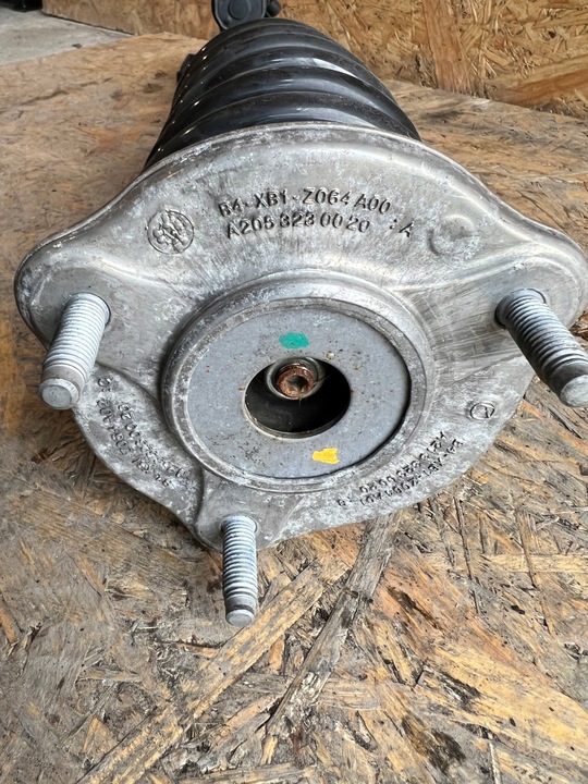 фото №4, Амортизатор пружина mercedes w213 a0004214800