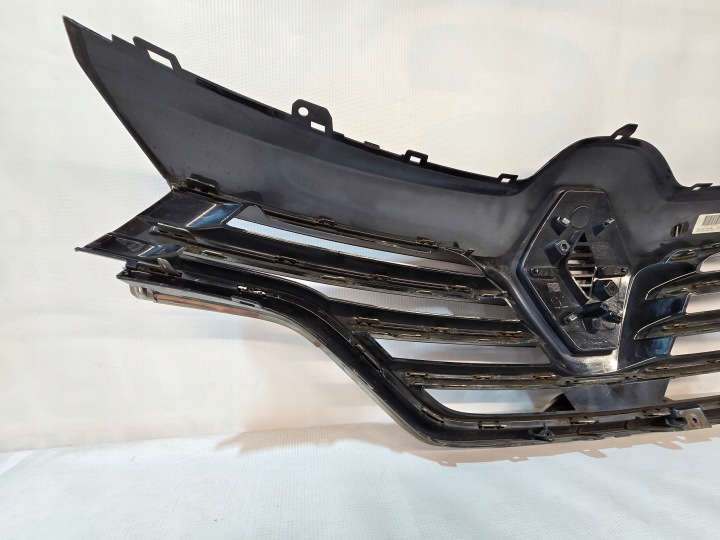 фото №8, Renault espace v initiale центральная решётка бампера 622562277r 620722142r