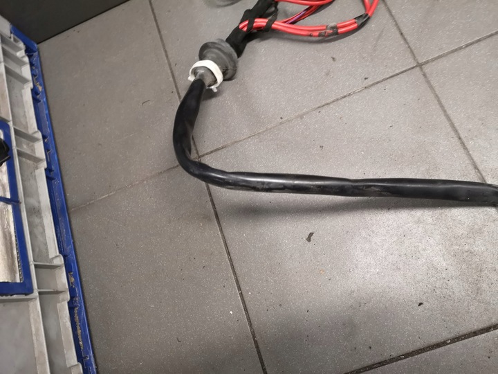 фото №5, Джгут вентиляторів audi rs6 c5 4.2bt 4b7971725e