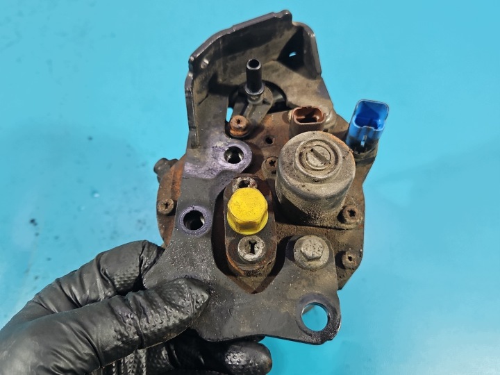 фото №10, Насос топливная рейка ford focus mk1 1.8 tdci r9044z016a 1s4q-9b395-bg