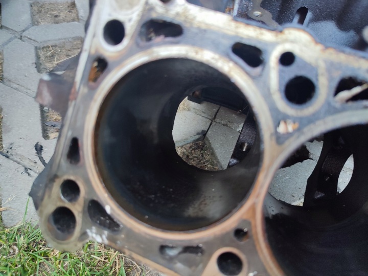 фото №6, Блок  двигуна audi 2.8 v6 078103021ae
