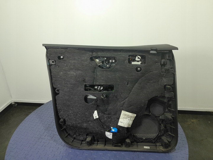 фото №5, Audi q7 ii 4m боковина оббивка двері перед права шкіра 4m1867106e