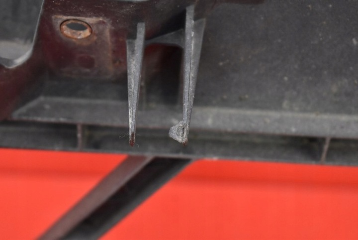 фото №6, Pas переднее усилитель c23553110 mazda 5 1 i cr 2.0 citd 143 km 05-08