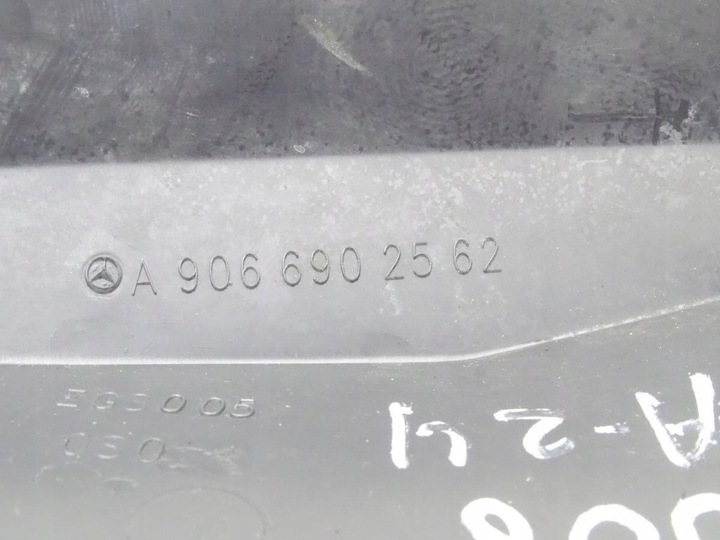 фото №3, Mercedes sprinter w906 906 06- планка крила ліва оригінал