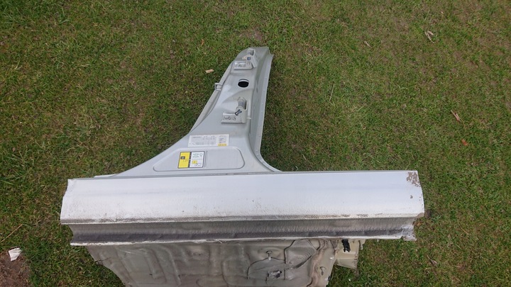 фото №4, Peugeot 308 t9 поріг стійка лівий ezrc