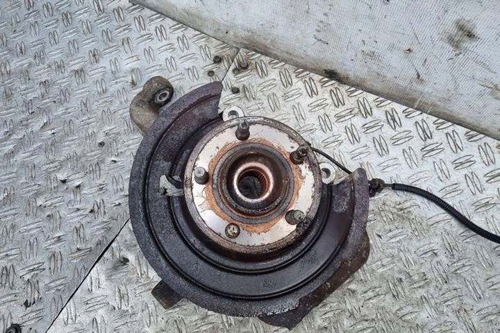 фото №6, Поворотный кулак передняя левая dodge nitro 52125011ad 2.8l дизель 130kw 2009