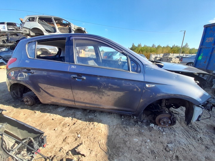 фото №15, Hyundai i20 крыло правые перед переднее 2e