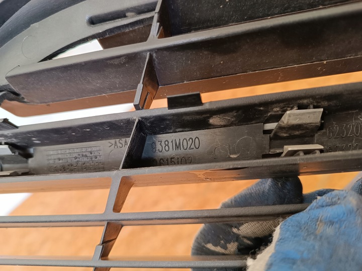 фото №8, Решётка решётка радиатора решётка бампера перед правая nissan almera tino 62322bu000