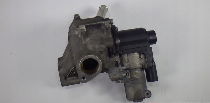 фото №5, Клапан egr выхлопных газов 057131501c audi a8 d3 4.2 tdi