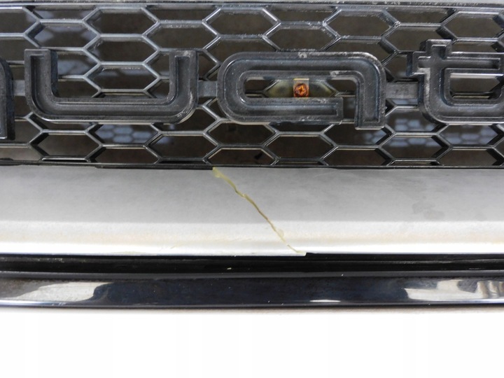 фото №11, Audi a6 c7 4g передний рестайлинг бампер перед переднее решётка радиатора rs6 комплектный