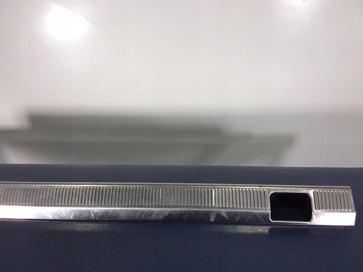 фото №6, Audi a6 c4 планка порогова багажника хромована