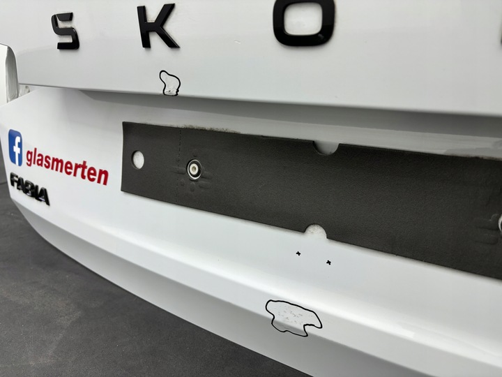 фото №11, Skoda fabia iv 2021r-- крышка багажника зад задняя