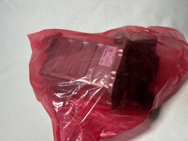 фото №8, Оригинальный номер новая радиаторов выхлопных газов egr vw t6 2.0 tdi / man tge 04l131512cf 04l131512t