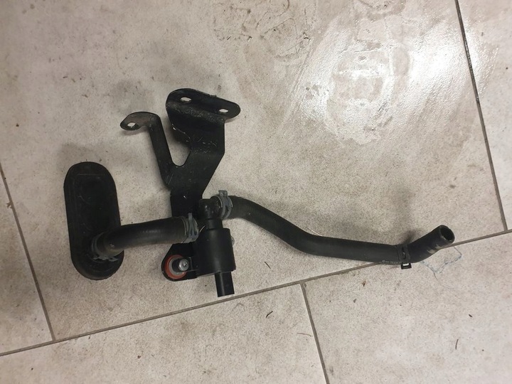 фото №1, Audi a4 b9 электроклапан провода 4h0121671d