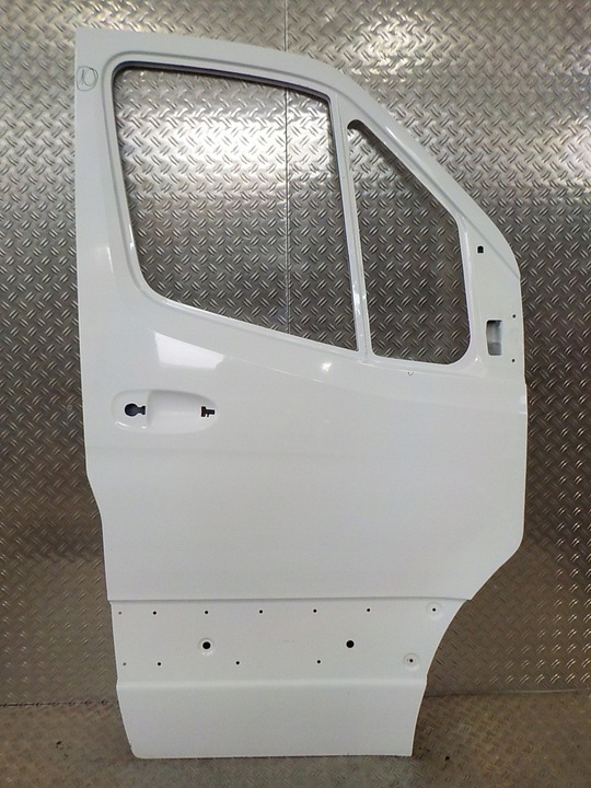 фото №1, Sprinter 907 двері передні праві перед 18-20 голий