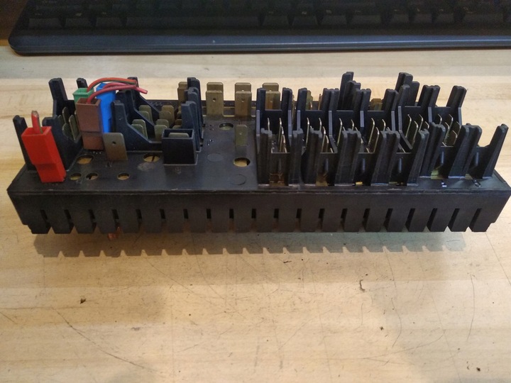 фото №14, Касета коробка корпус запобіжникова vw443941822a