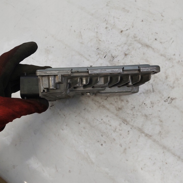 фото №7, Audi q5 2,0tfsi блок управления компьютер двигателя continental 8r2907115 5wa12005