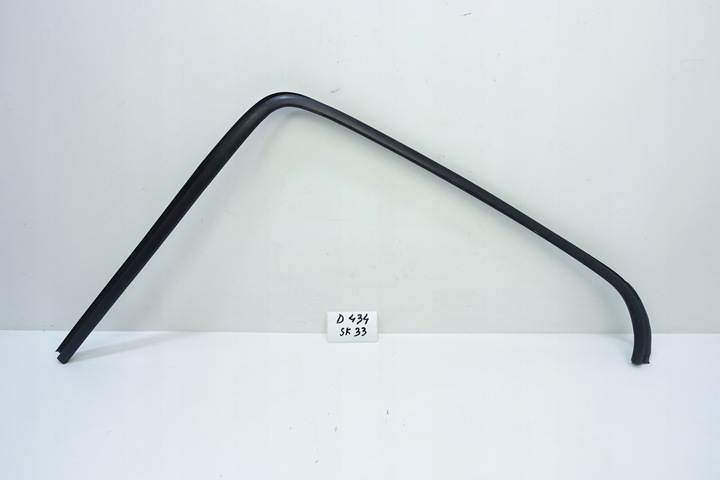 фото №1, Планка скла зад задня mercedes c w202 2026710236