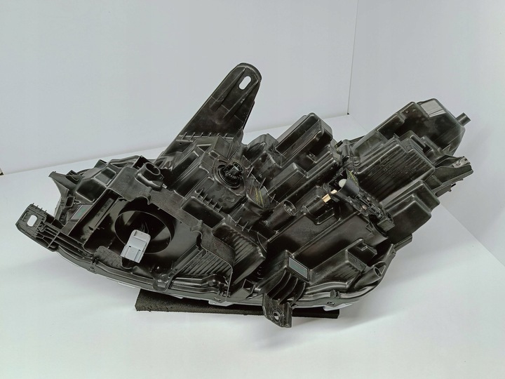 фото №10, Ford mustang mach-e 20- лампа правая перед полный led high eu lj8b13e014eg