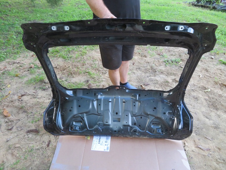 фото №11, Крышка задняя volvo xc40 17-20