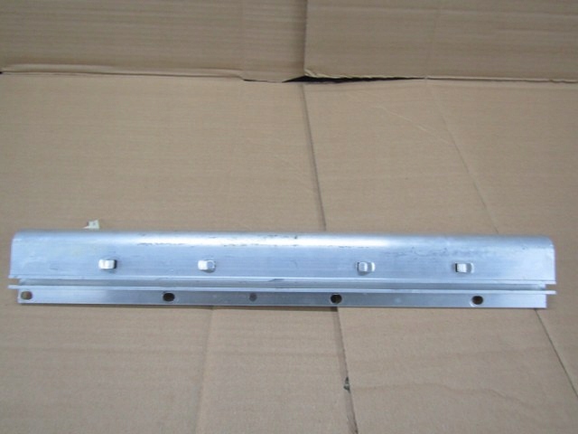 фото №1, Jaguar xf x250 защита крепление порога левая порог