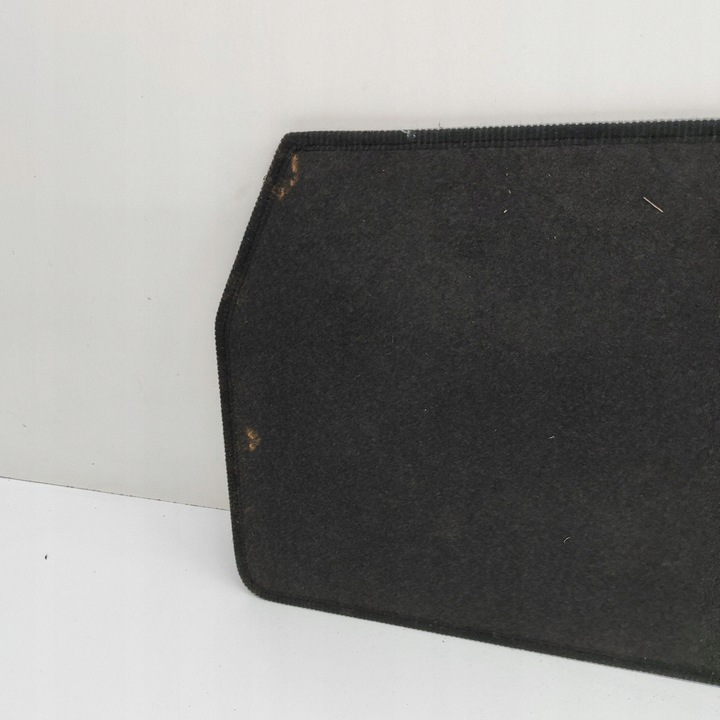 фото №5, Audi q8 2023 оббивка багажника