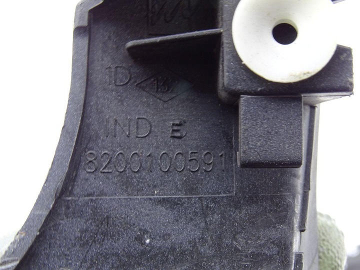 фото №3, Megane ii 02-08 уголок защита подкапотное пространство правые