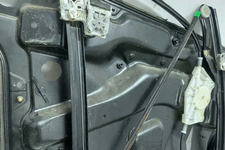 фото №6, Підйомник вікна правих передніх двері vw golf iv 1j1 1j4837756b 1.9l