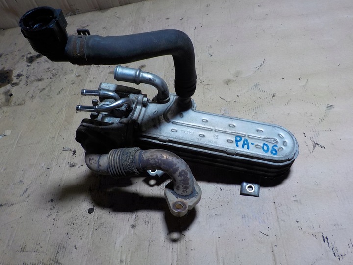 фото №1, Passat b6 радиатор выхлопных газов 2.0 tdi