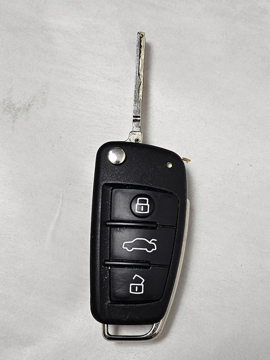 фото №1, Ключ pilot audi q2 81a 81a837220ab