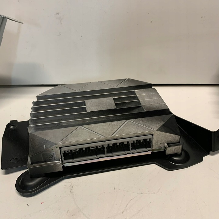 фото №1, Renault megane v e-tech модуль 280610879r