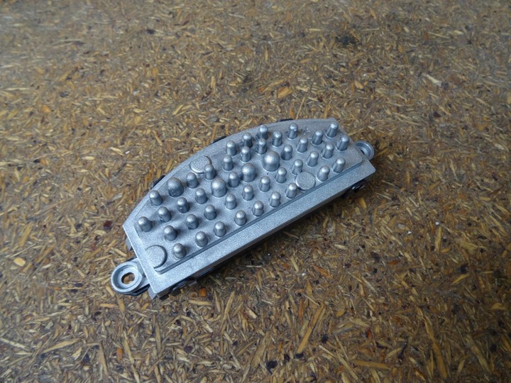 фото №4, Audi a3 8v golf vii seat leon iii резистор вентилятор 5q0907521c