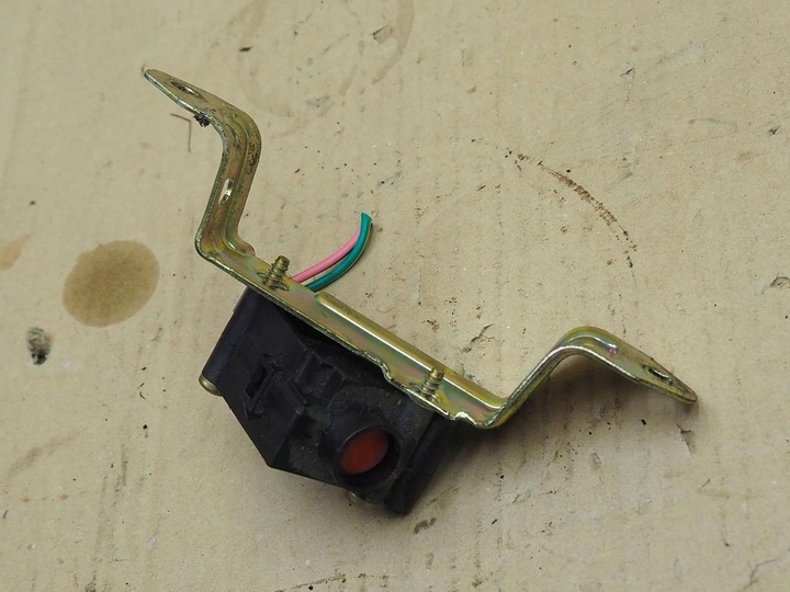 фото №14, Mazda tribute 00-07 вимикач ударний