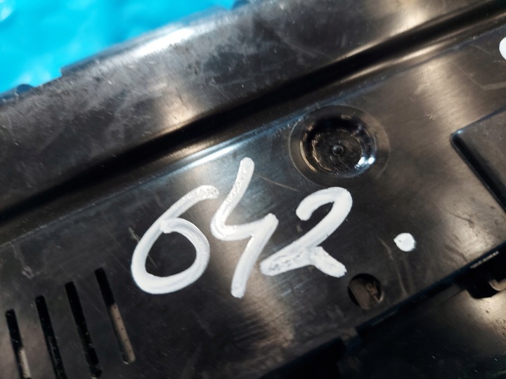 фото №14, Спідометр  манометр bmw f20 f21 f22 дизель 684307901