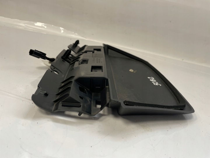 фото №9, Renault arkana 1.3 tce 22 лампа сплав кришки задньої d28100jl000 265985894r