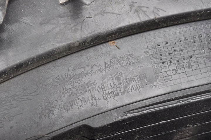 фото №16, Hyundai ix35 решётка решётка радиатора решётка радиатора 86351-2y000 86550-2y000