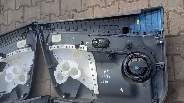 фото №12, Обивка дверь renault clio 1.1b 07r hb